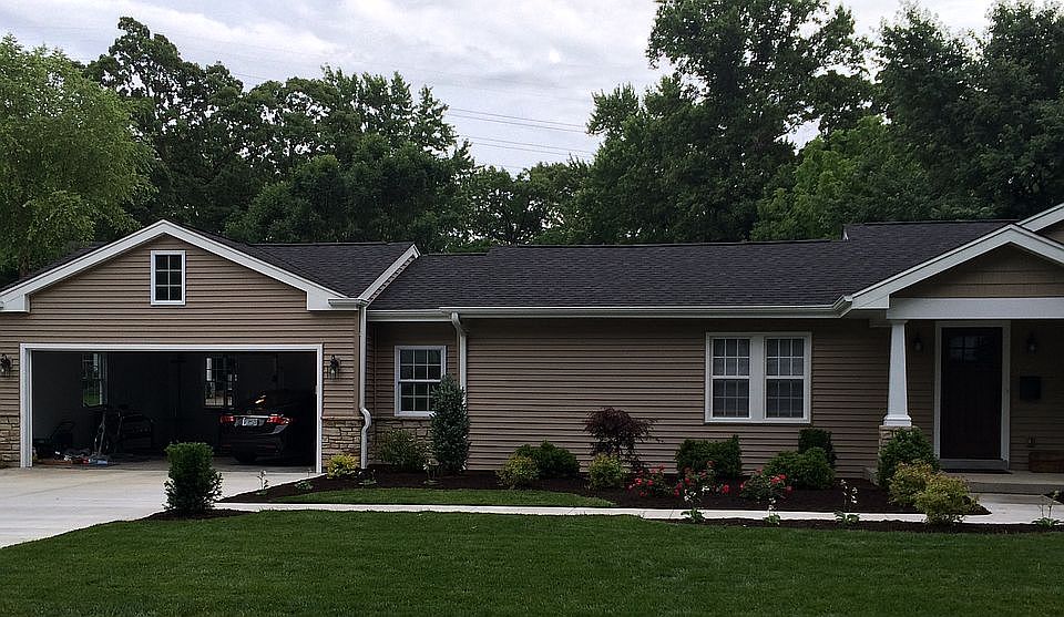 2nd image of 640 W Glendale Rd