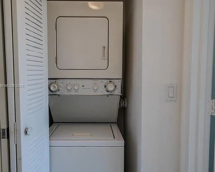 2113 Renaissance Blvd — Photo 11