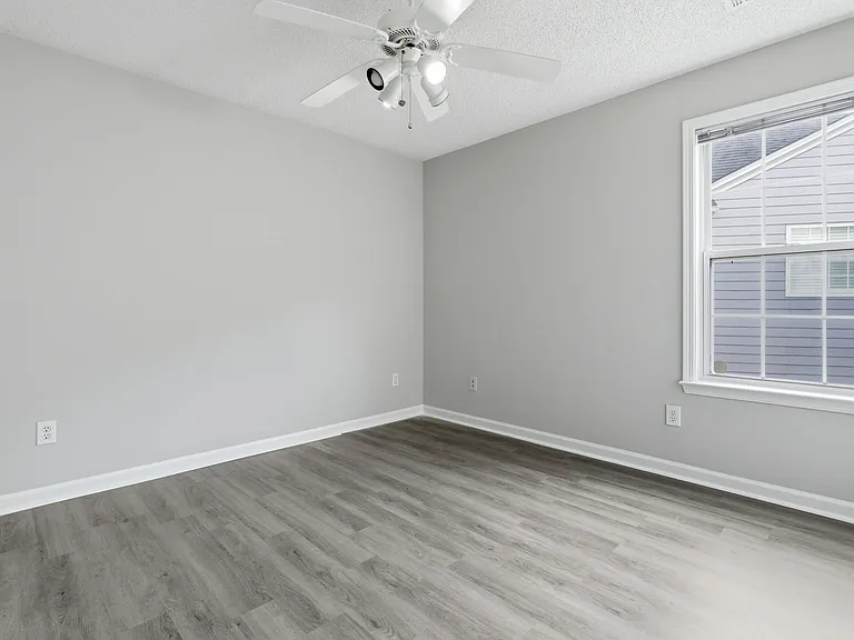2533 Boxbourne Ct SE — Photo 24