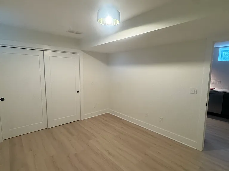 3849 S Packard Ave #C3 — Photo 13