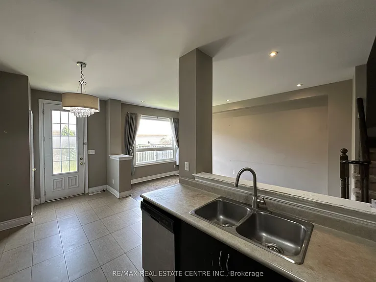 2491 Postmaster Dr — Photo 13