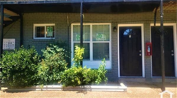 2nd image of 1162 Vance Ave #1