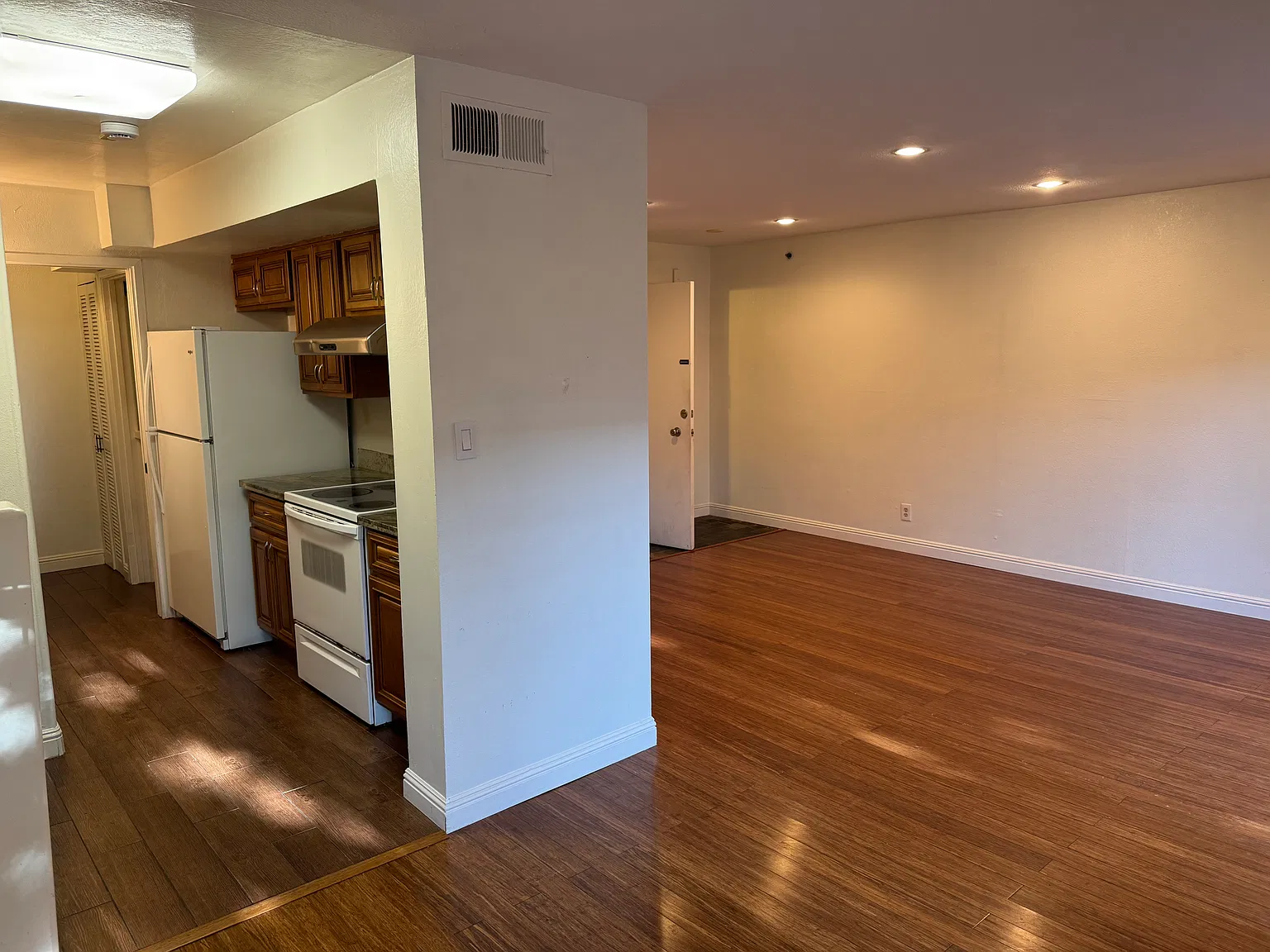 3841 Radburn Dr — Photo 3
