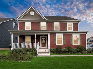 3009 Patrick Henry Dr, Chesapeake, VA 23323