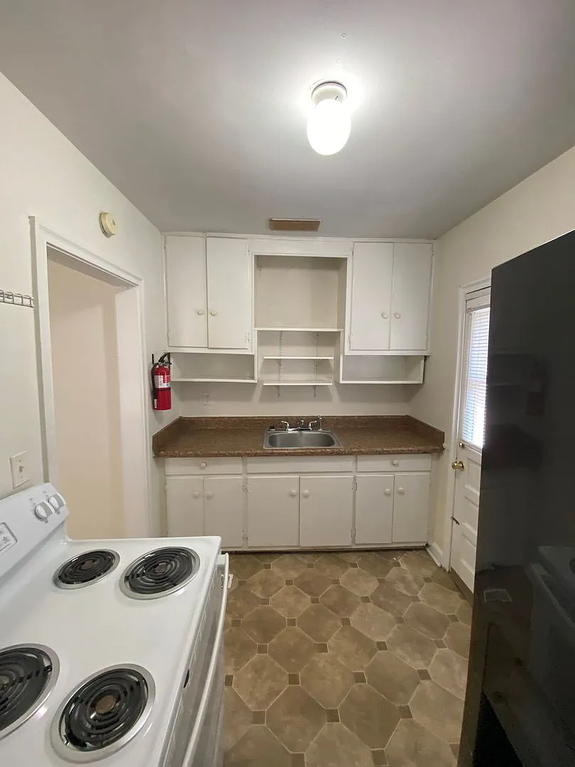 2-bedroom, 1 bath home available in Rosewood area! — Photo 4