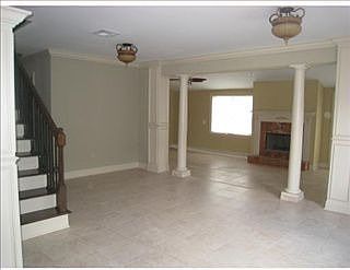 4th image of 2413 Charles Dr