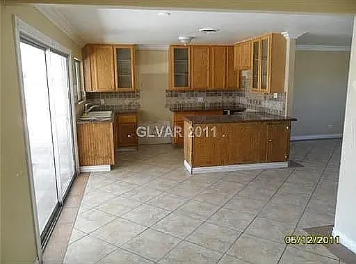 2132 Englestad St — Photo 3