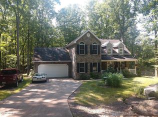 144 E Lake Valley Dr, Hazle Township, PA 18202