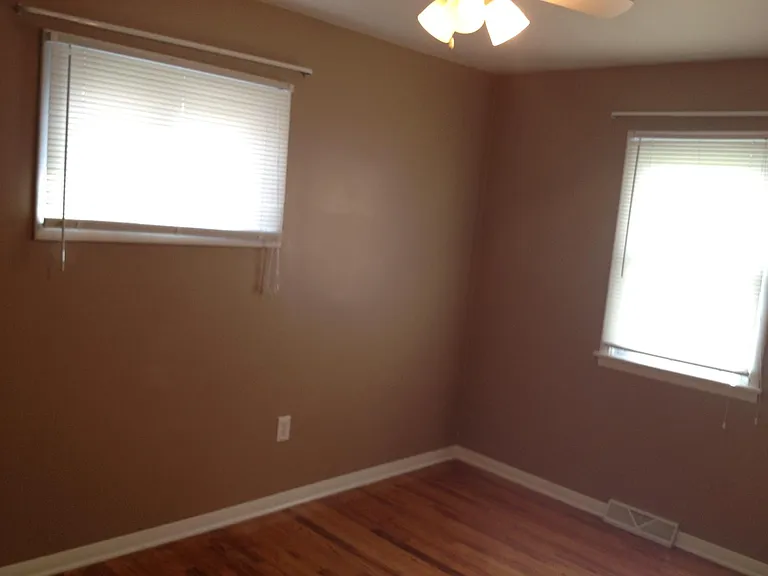 25 Chestnut St — Photo 9