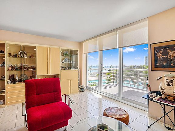 2nd image of 1541 Brickell Ave #C-506