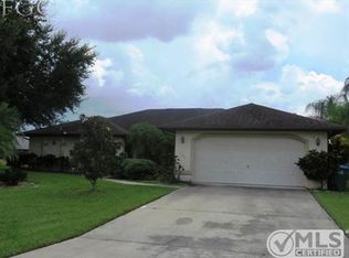 1320 SE 17th Ter, Cape Coral, FL 33990