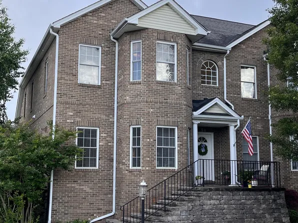 50 Phoenix Blvd NW, Christiansburg, VA 24073