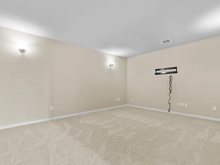 3704 Ashbury Rd — Photo 30