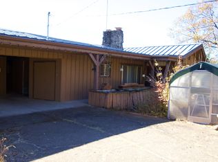 575 Leafwood Dr, Eagle Pt, OR 97524