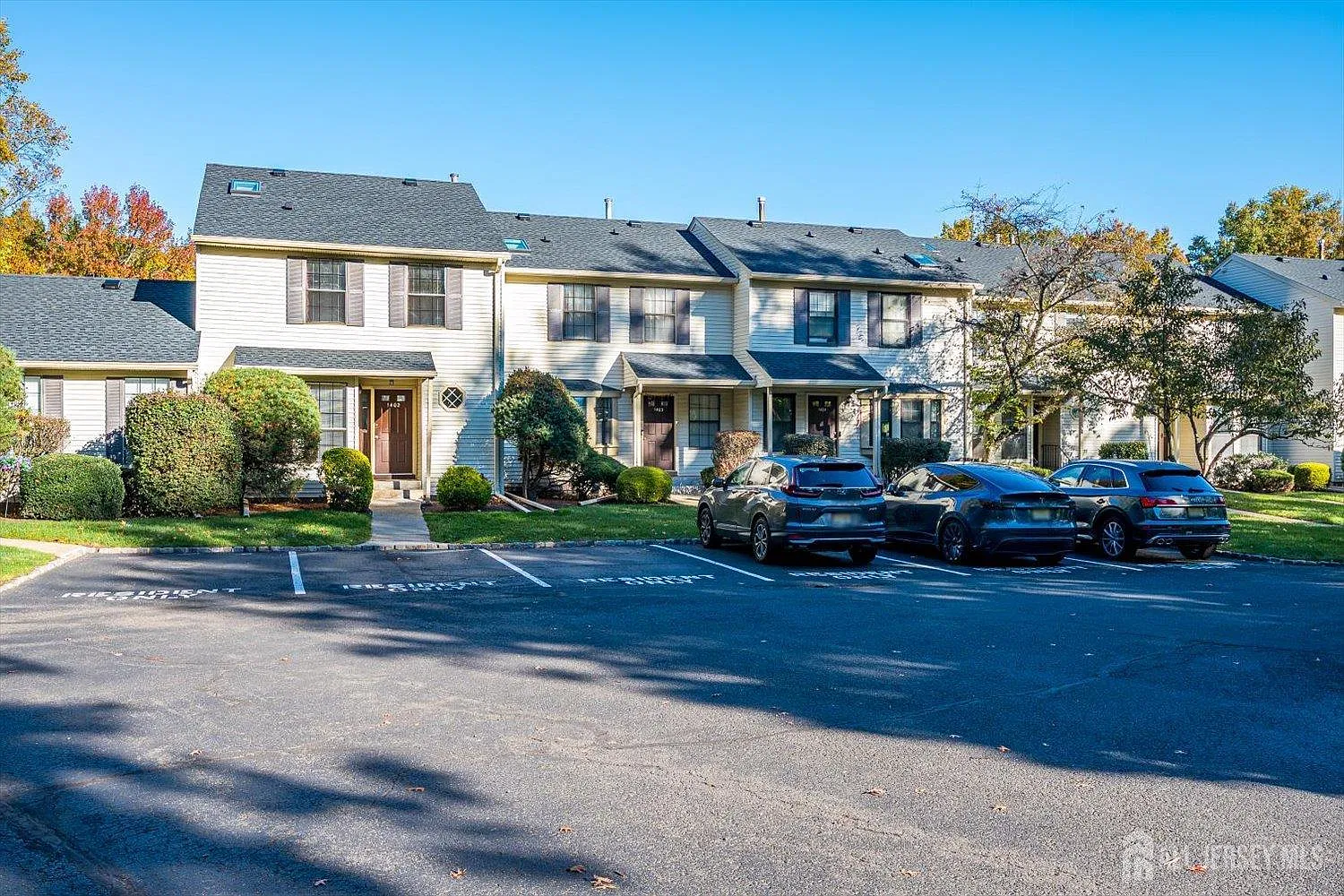 2 bed, 2.5 bath, 1218 sqft, $3,100 — Photo 3