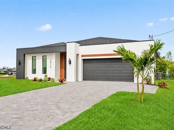 3814 W Gator Circle Cpe, Coral, FL 33909