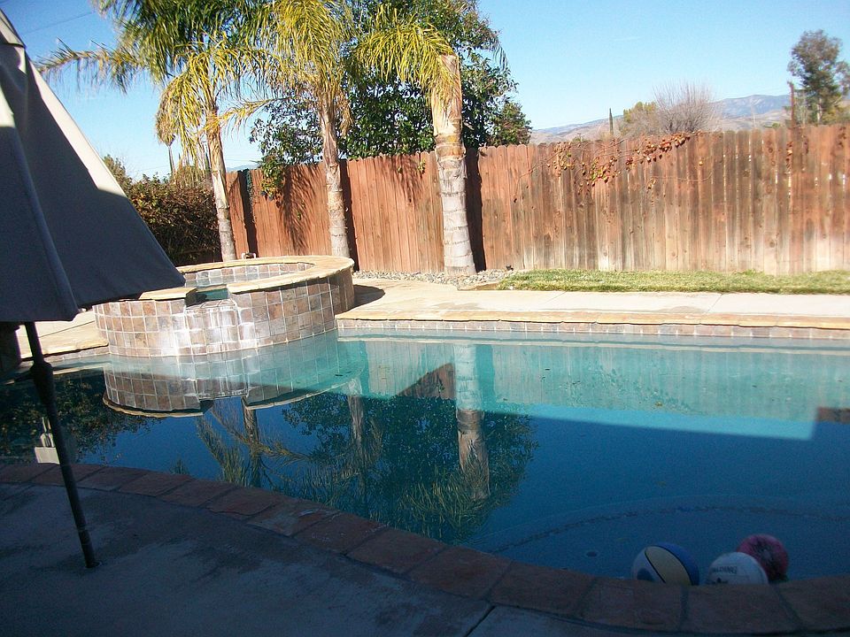 1st image of 150 Myrtlewood Dr