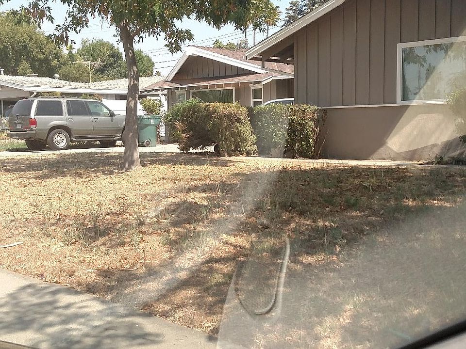 2nd image of 11250 Royal Palm Blvd