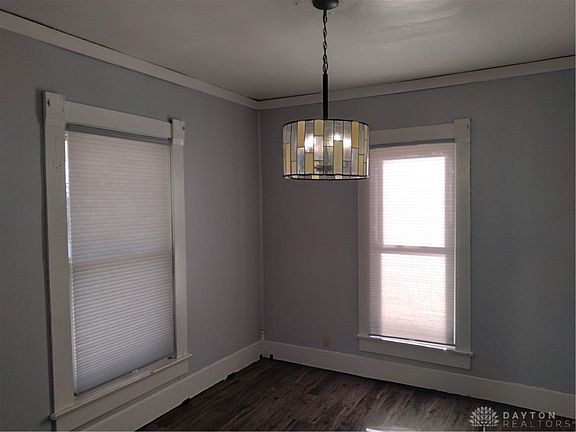 4th image of 40 Smith St