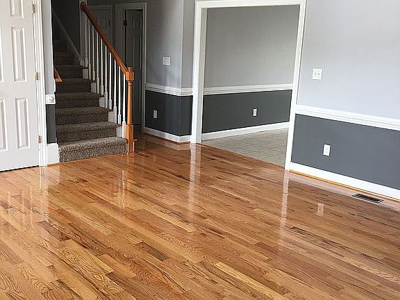 Hardwood Floors in Living Rm