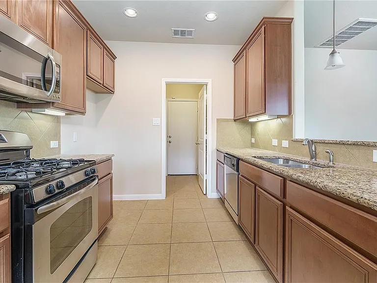 13417 Little Gull Dr — Photo 3