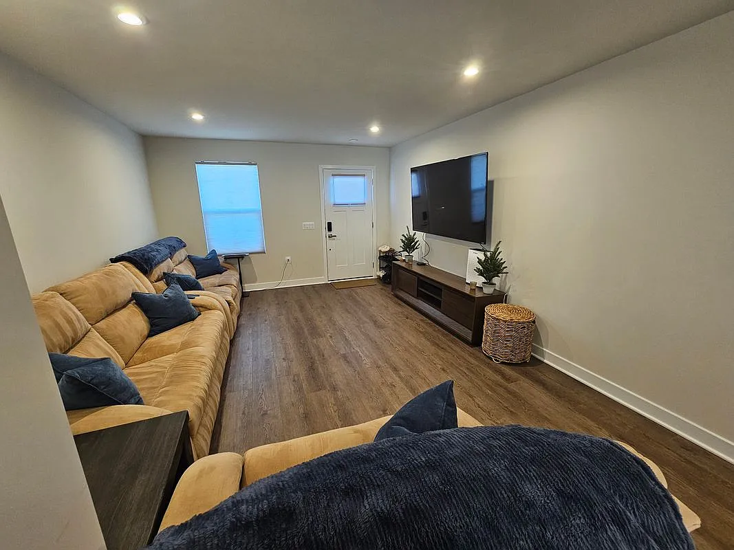 Building Photo - 18347 Centennial Cir
