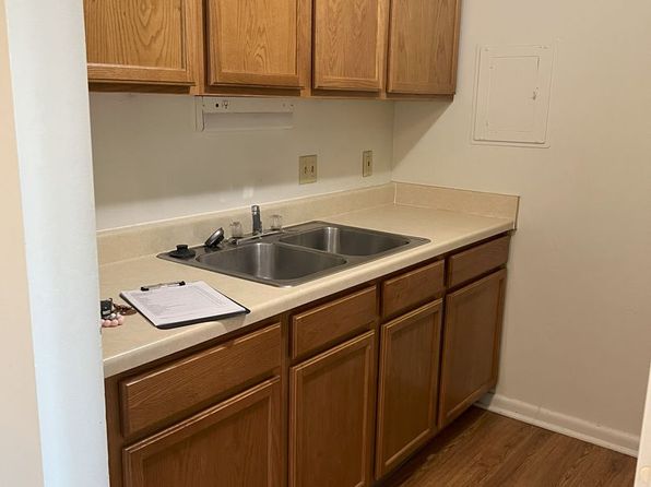 3210 Spring Valley Ln #D2