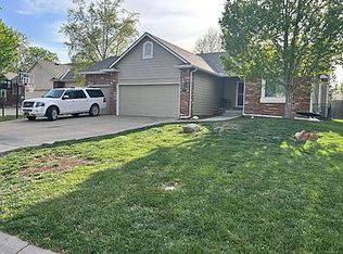 527 N Woodstone Pl, Andover, KS 67002