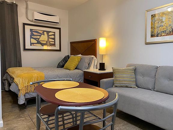 4th image of 815 E 3rd Ave #2
