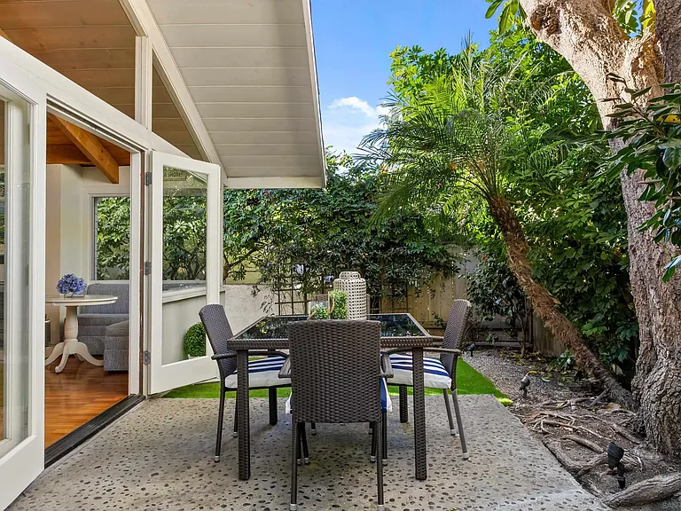 2122 Paseo Dorado — Photo 25