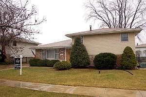1st image of 7507 W Dorothy Ln