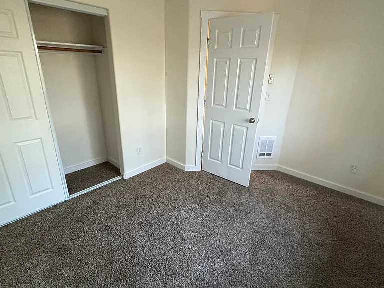 1436 NE Whisper Ridge Dr #2 — Photo 13