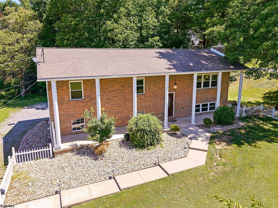 1st image of 878 Shaffer Ln