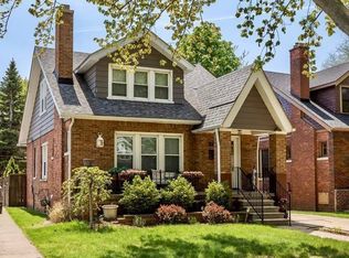 910 E 2nd St, Royal Oak, MI
