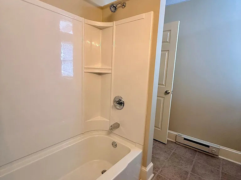 326 S Christian St — Photo 9