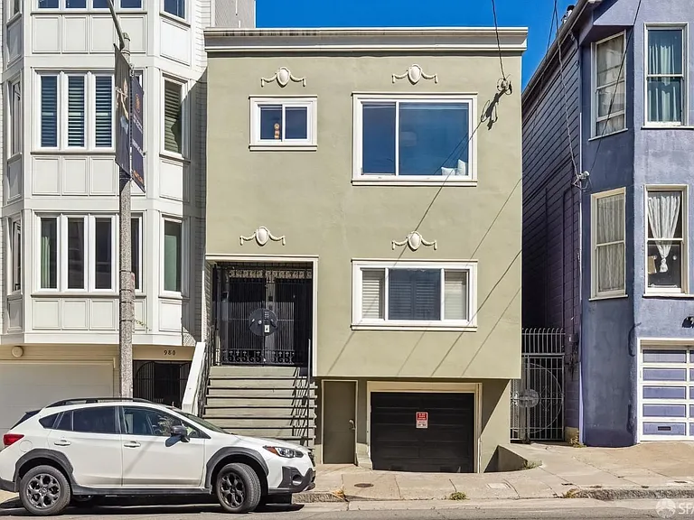 972 Oak St — Photo 15