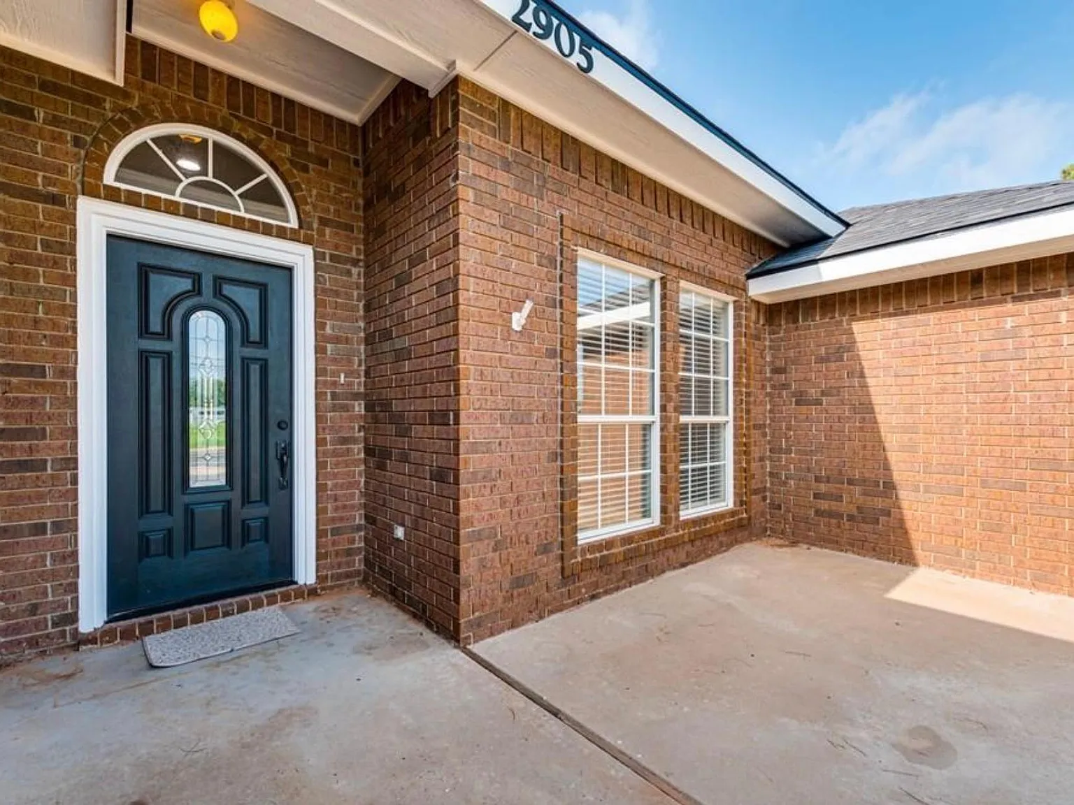 2905 Bluebird Ln — Photo 4