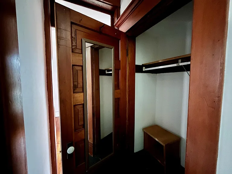 315 W Hubbard Ave — Photo 33