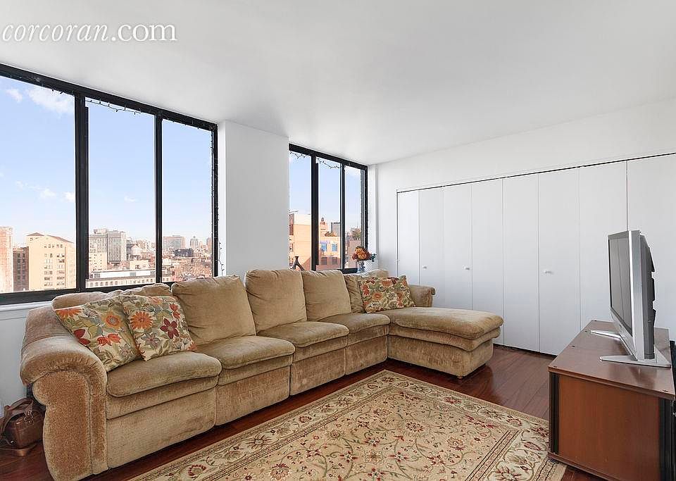 1st image of 677 Washington St #14B