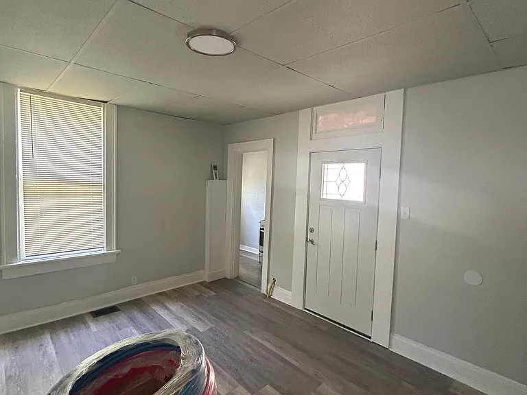 506 Maple St #2 — Photo 3