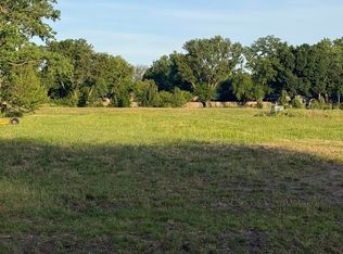 1109 Stutzman Cir, Halstead, KS 67056