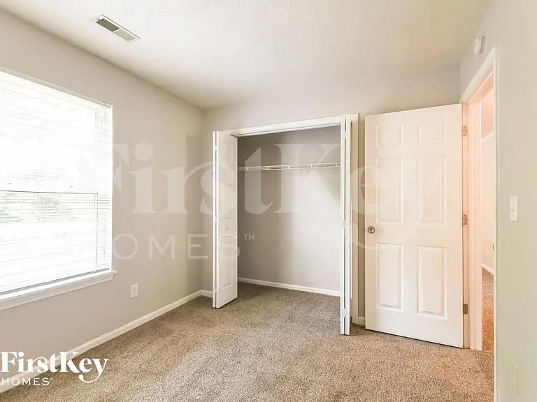 11744 E 10th St — Photo 11