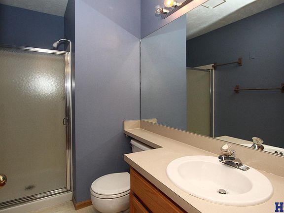 2nd image of 2922 Sequoia Dr