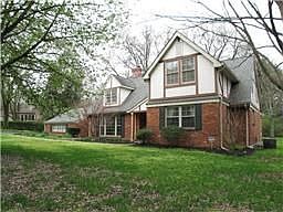 435 Royal Oaks Dr.