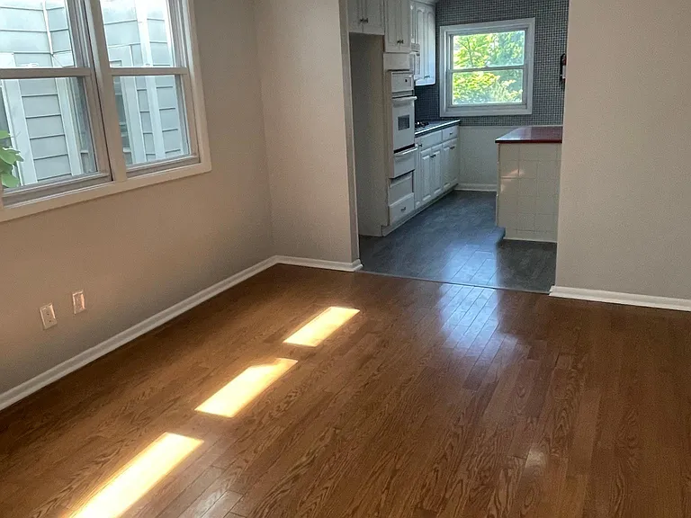 120 W 13th St #1 — Photo 3