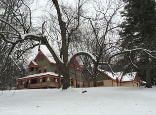 2702 Woodland Ave, Duluth, MN 55803