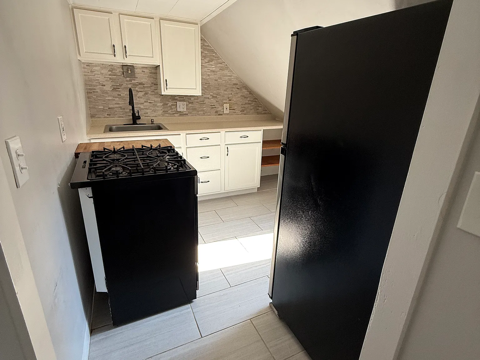 1 bed, 800 sqft, $1,450 — Photo 4
