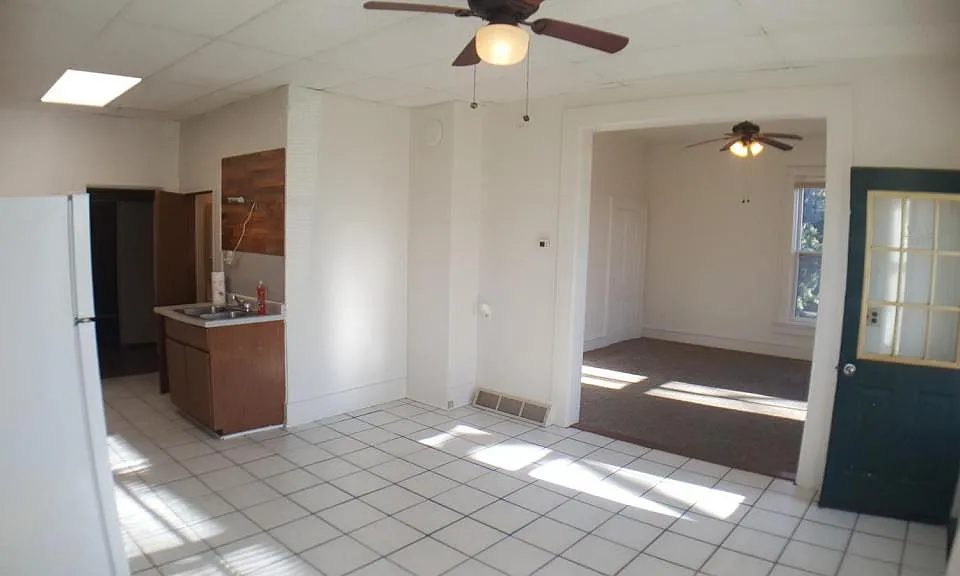 114 S Black River St #23