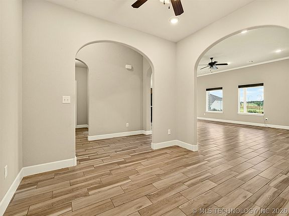 2nd image of 13301 N 59th East Pl