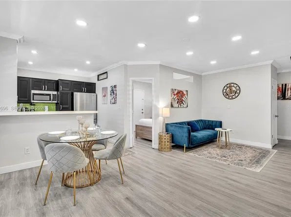 10004 E Bay Harbor Dr, Miami Beach, FL